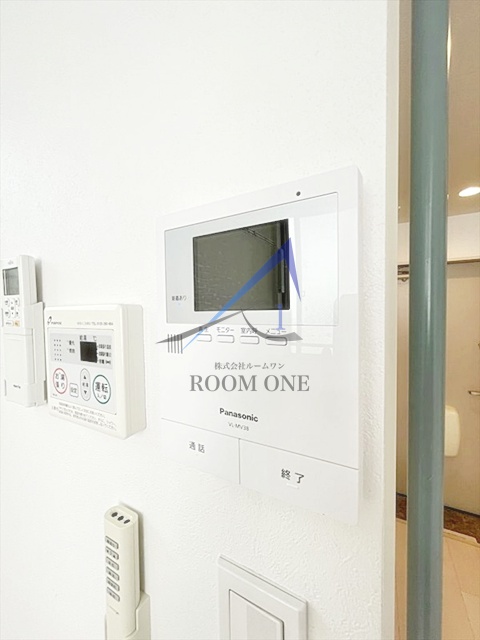 セキュリティ　モニター付インターホンです。