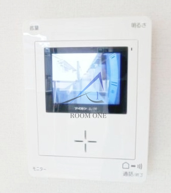 セキュリティ　モニター付きインターホンです。