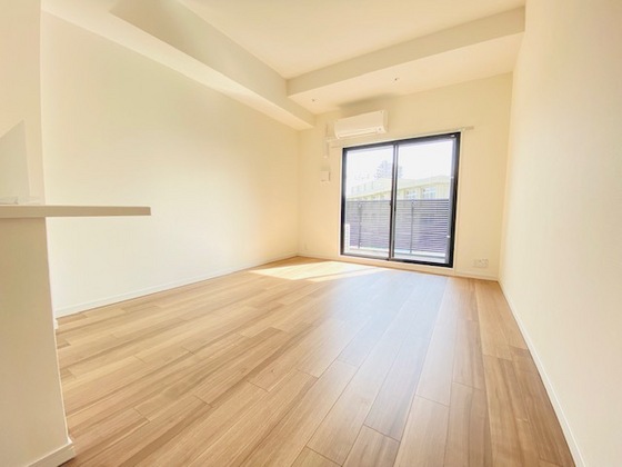 居室・リビング　※別部屋の写真です