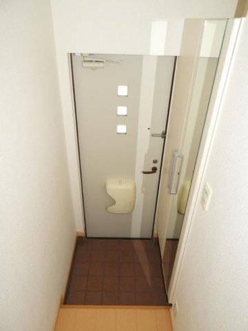 玄関　落ち着いた玄関です