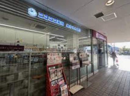 コンビニ　ナチュラルローソン＋toks大岡山店（コンビニ）まで387m
