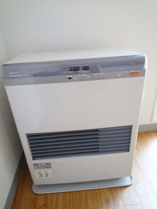 その他設備　灯油ストーブ付きです♪