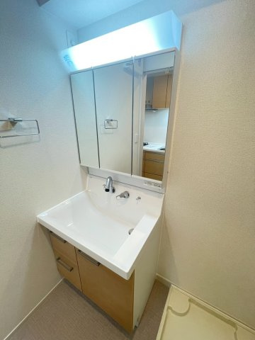 洗面設備　※同タイプの写真となります。
