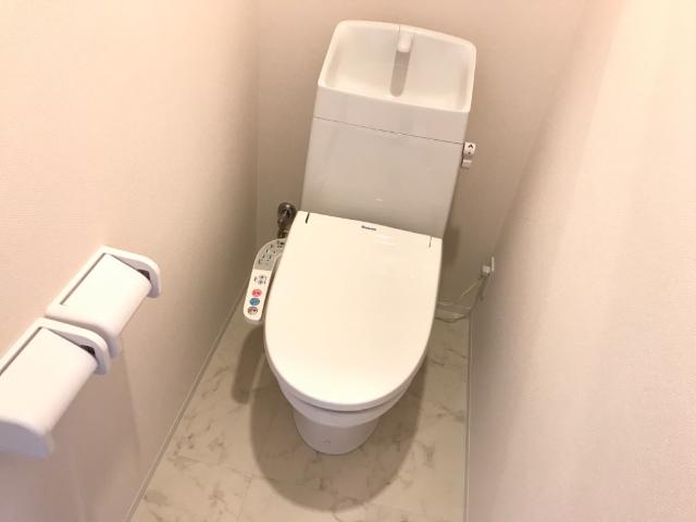 トイレ　シャワー付トイレ