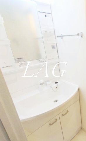 洗面設備　洗面台です。