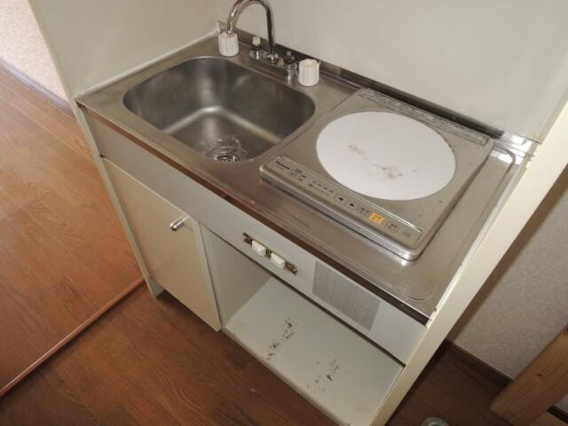 キッチン　ＩＨヒーター付のキッチン
