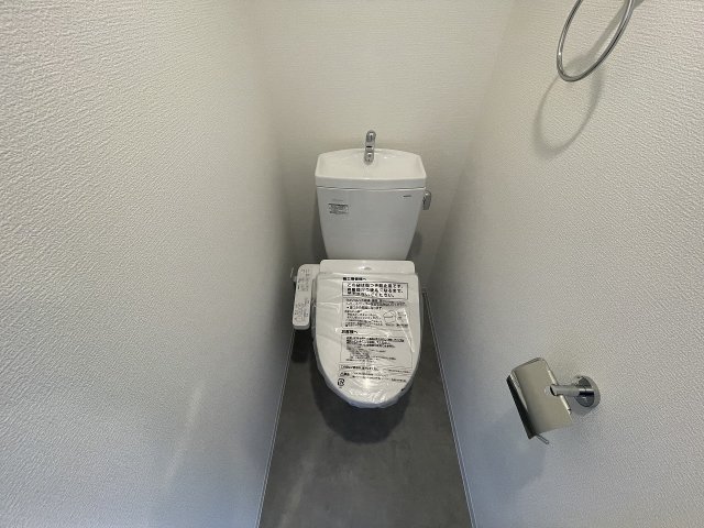 トイレ　ゆったりとした空間のトイレです