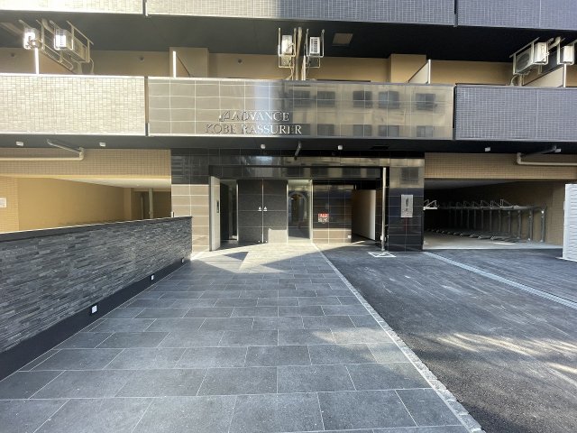 エントランス　建物の内部です