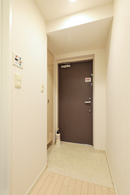 玄関　※写真は同タイプ住戸です。