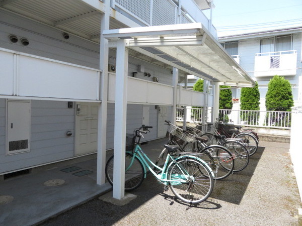 ロビー　駐輪場