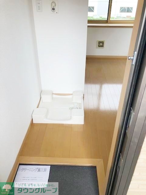 玄関　キッチン