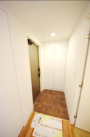 玄関　【屋上、ドッグラン完備♪】人気のおすすめ物件！