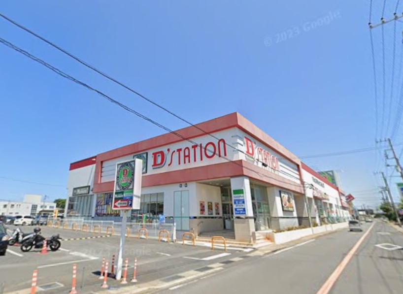 コンビニ　ファミリーマート D’STATION鹿島店（コンビニ）まで464m