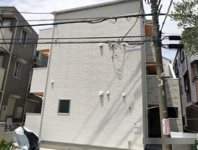 建物外観　dar  frutos（ダ―ル　フルートス）