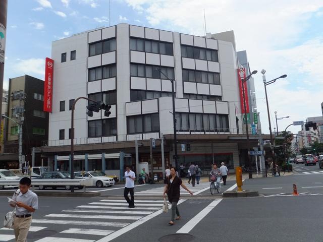 銀行　三菱UFJ銀行門前仲町支店（銀行）まで117m