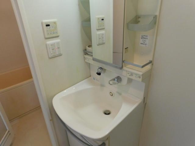 洗面設備　洗面台独立