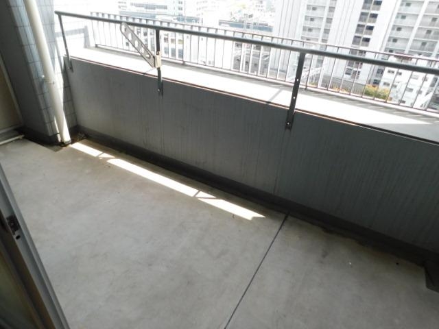 バルコニー　バルコニーも広く使いやすいですね