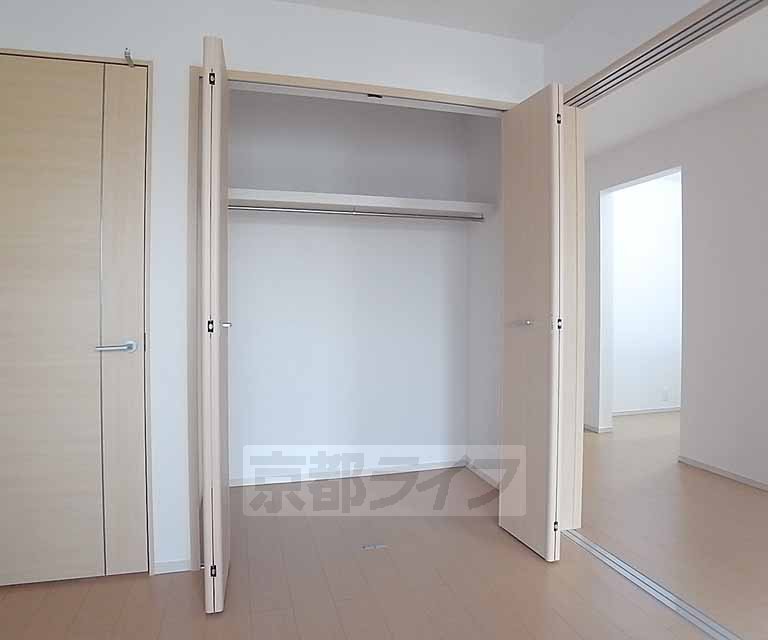 収納　奥行きも充分あり活用しやすいです