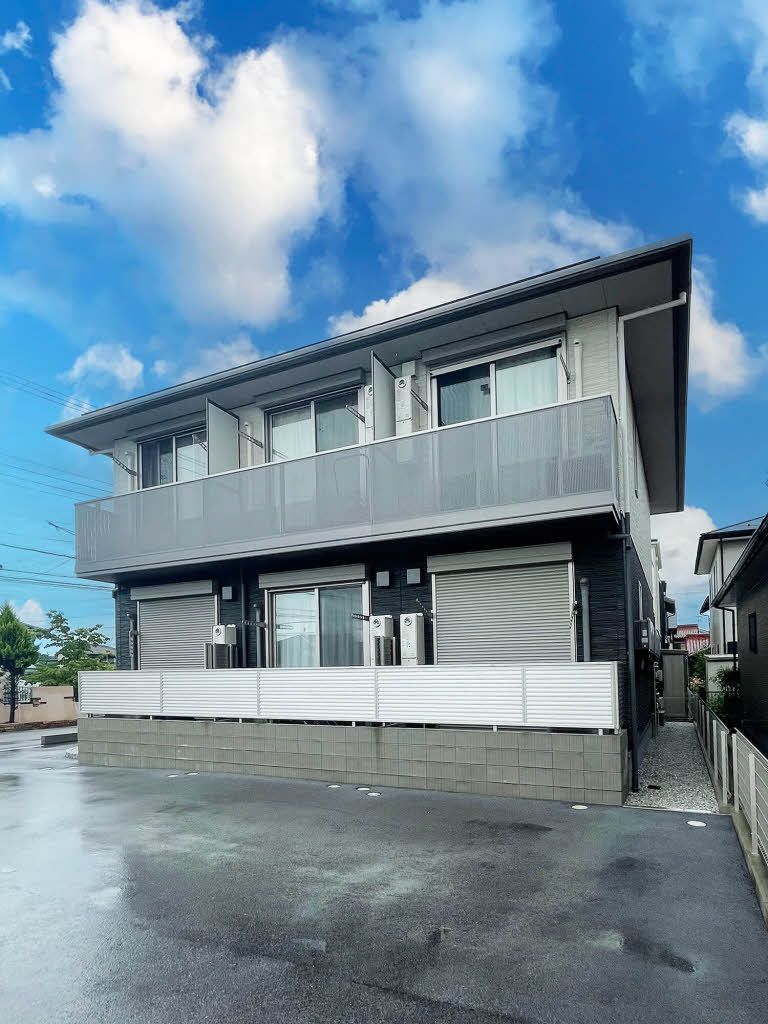 建物外観　積水ハウス施工の賃貸住宅「シャーメゾン」