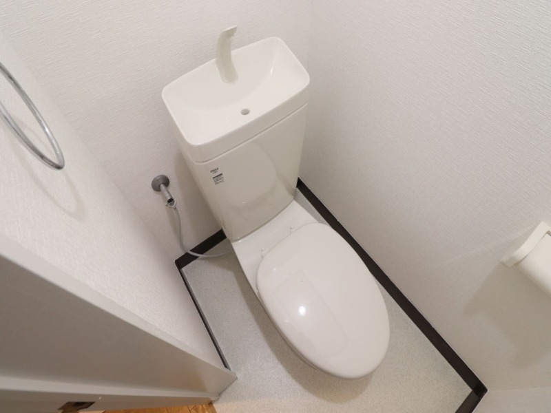 トイレ　きれいな水回りです