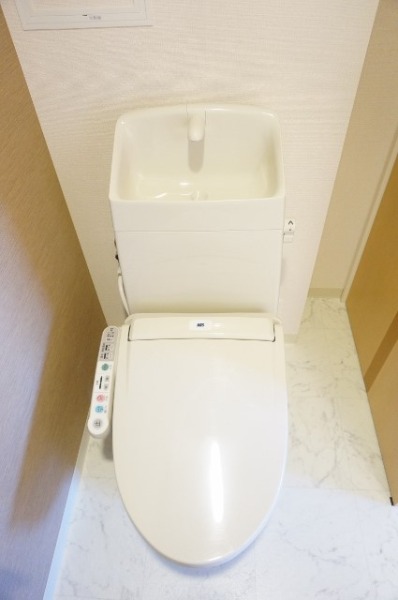 トイレ　図面と現状に相違がある場合には現状を優先