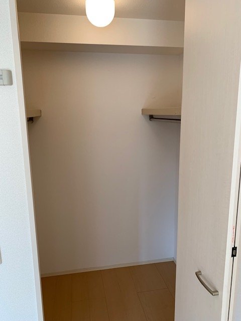 収納　ウォークインクローゼット付で収納たっぷり