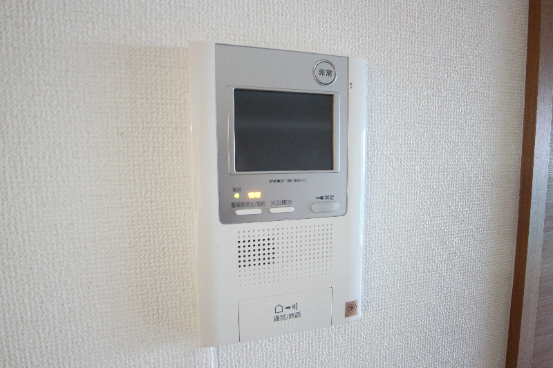 セキュリティ　オートロック・モニターホン付きです。