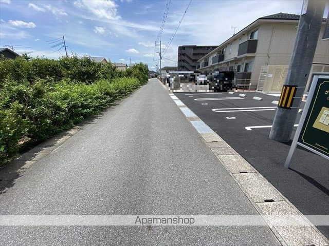 その他　前面道路（その他）まで0m