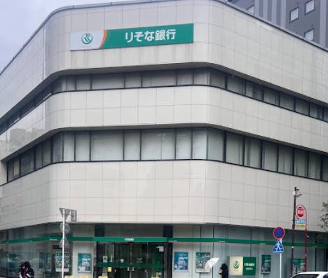 銀行　りそな銀行西葛西支店（銀行）まで104m