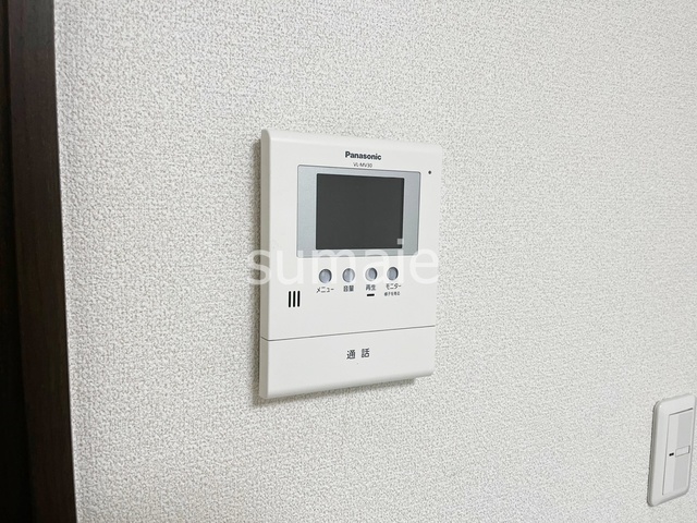 セキュリティ　モニター付きインターホンです。