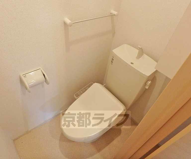 トイレ　ウォシュレット対応です