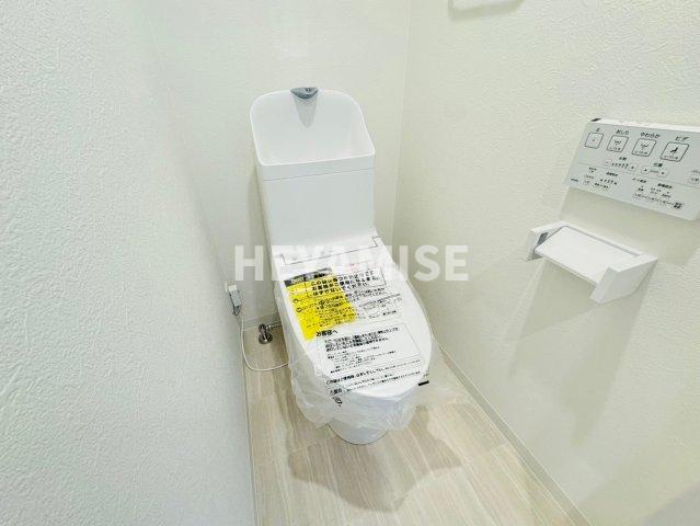 トイレ　※室内画像は別号室のもの
