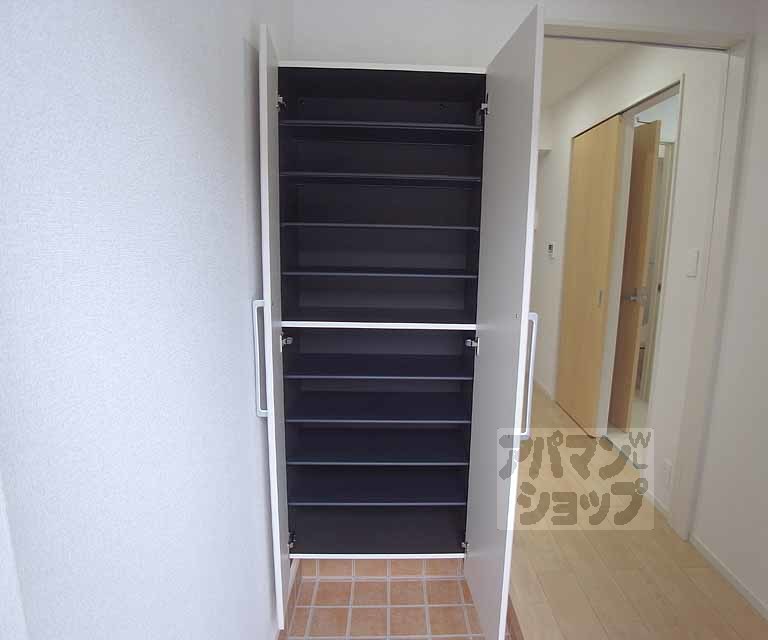 収納　シューズボックスの写真です。