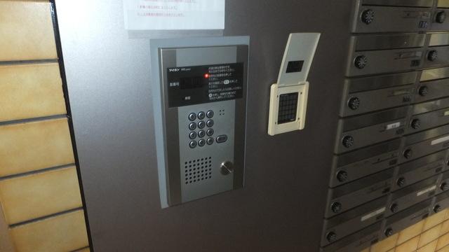 ロビー　オートロックマンション♪