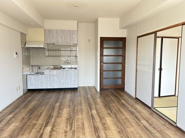 キッチン　同物件の別部屋になります。