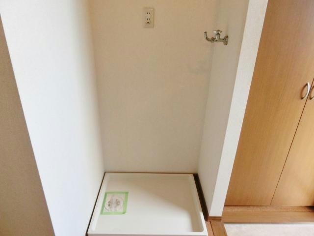 洗面設備　洗濯機置き場