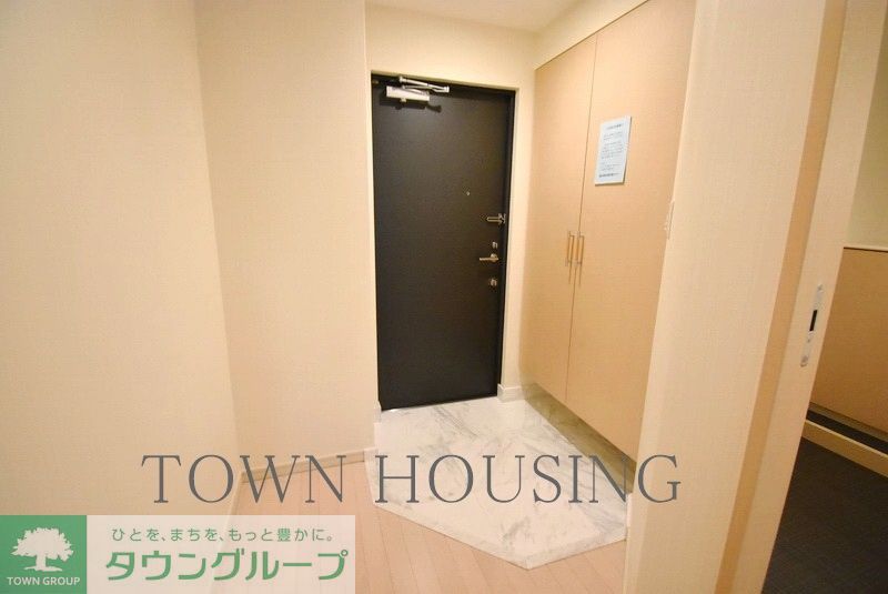 玄関　お部屋探しは株式会社　タウンハウジング　までお気軽にお問合…