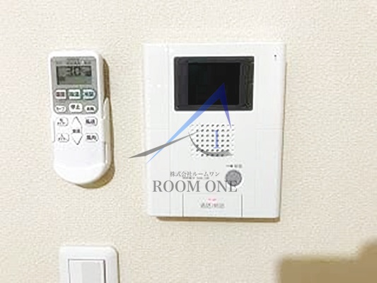 セキュリティ　モニター付きインターホンです。