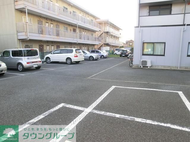 駐車場　敷地内駐車場