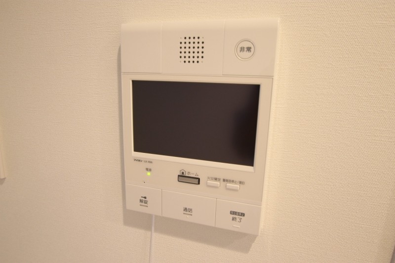 セキュリティ　モニター付きインターホン