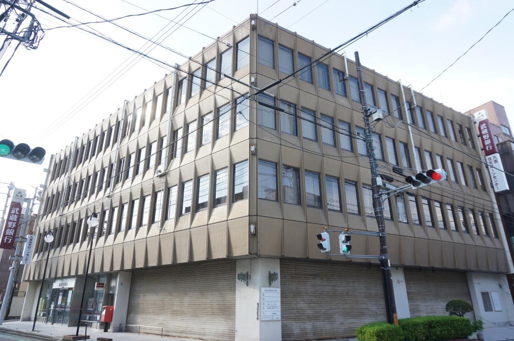 銀行　武蔵野銀行久喜支店（銀行）まで810m