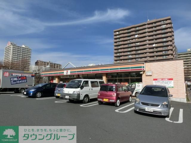 コンビニ　セブンイレブン（コンビニ）まで514m