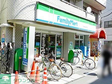 コンビニ　ファミリーマート戸越銀座駅西店（コンビニ）まで260m