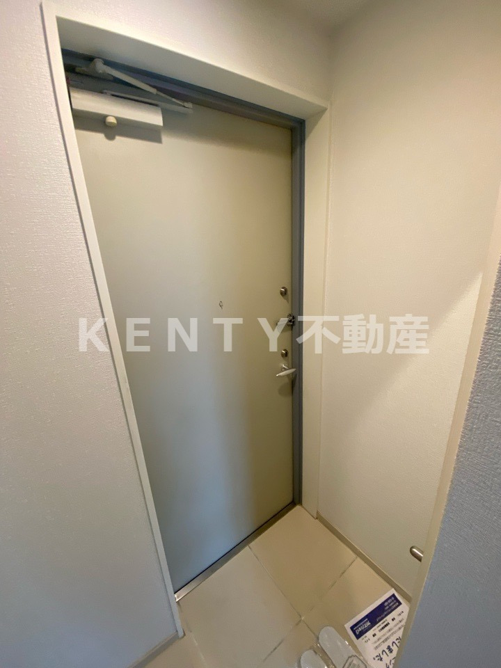玄関　収納もある玄関です