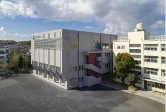 小学校　横浜市立綱島小学校（小学校）まで258m