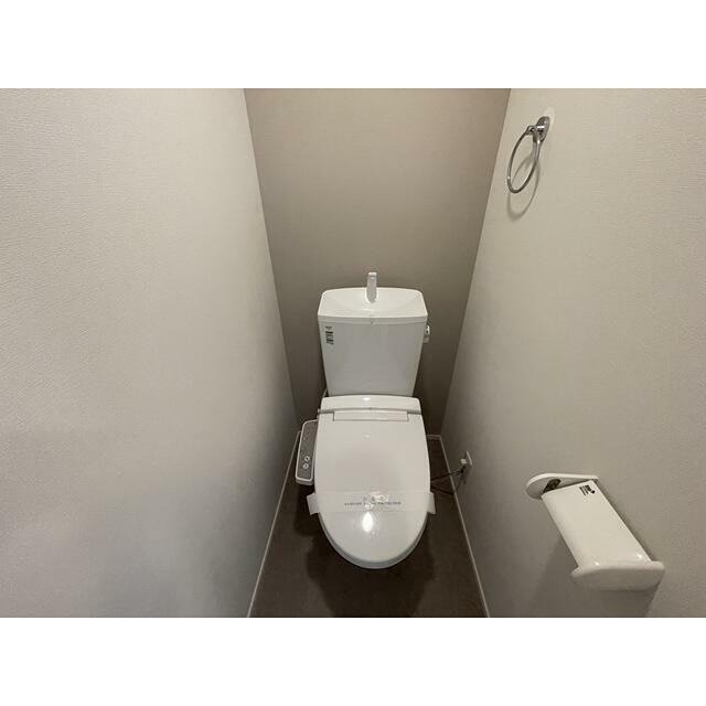 トイレ　※同仕様写真含む