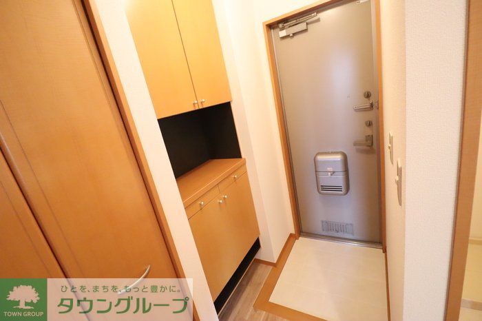 玄関　お問合せはタウンハウジングまで！※現地待合わせ相談可能