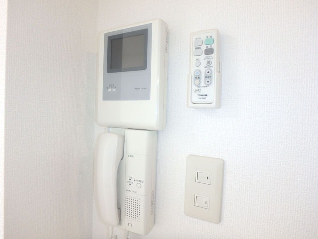 セキュリティ　モニターホン付きで来客時も安心☆（イメージ）