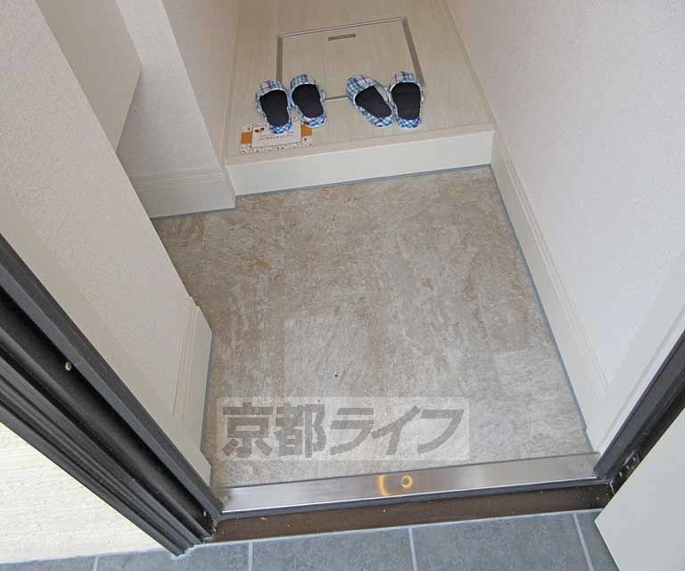 玄関　ゆとりのある玄関・