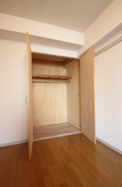 収納　※同建物内の別部屋参考写真です